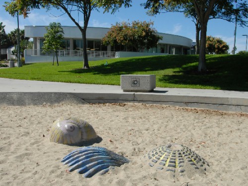 Pacific Beach/Taylor Branch Library; photograph by Robert Quade aka digitalBob